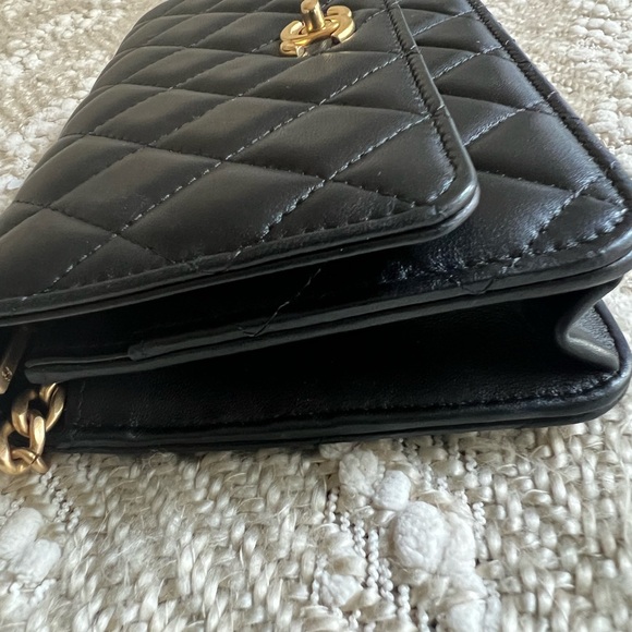 CHANEL Wallet on Chain - Picture 13 of 16